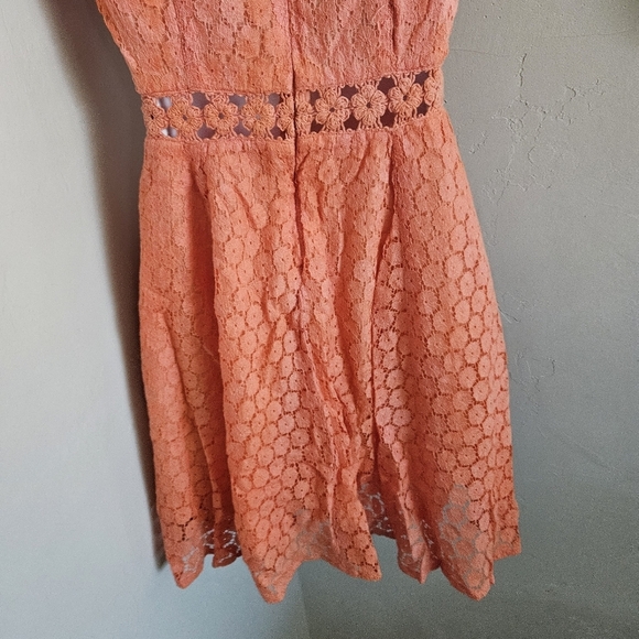 Raga Anthropologie Women's XS Peach Orange Crochet Lace Mini Dress Boho Girly - Picture 9 of 11